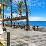 Apartment Adelfas By Finest