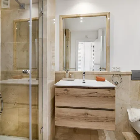 Appartement Adelfas By Finest