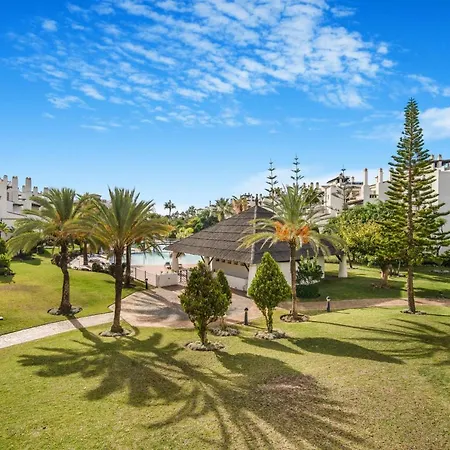 Adelfas By Finest Marbellac