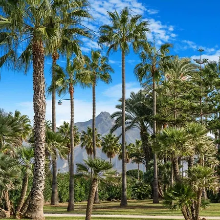 Adelfas By Finest Appartement