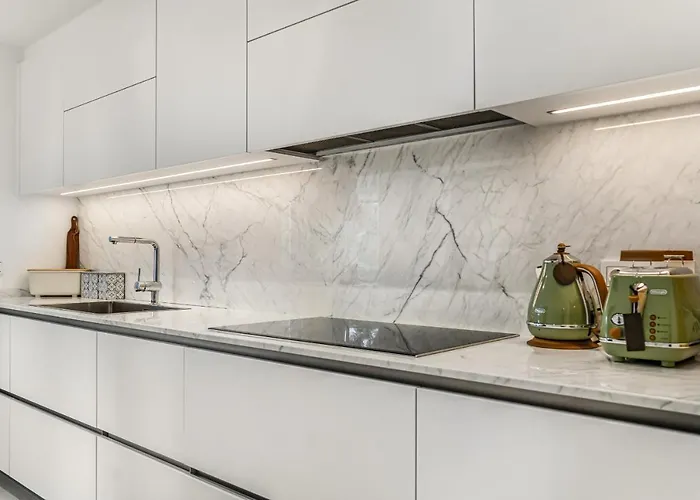 Adelfas By Finest Apartament