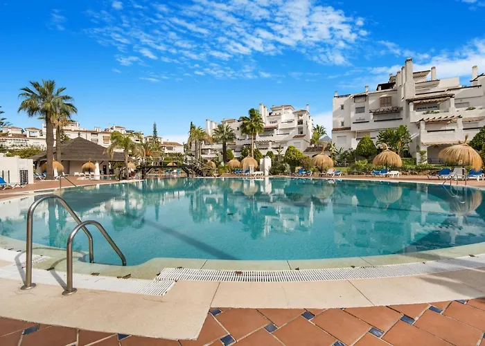 Adelfas By Finest Apartament *