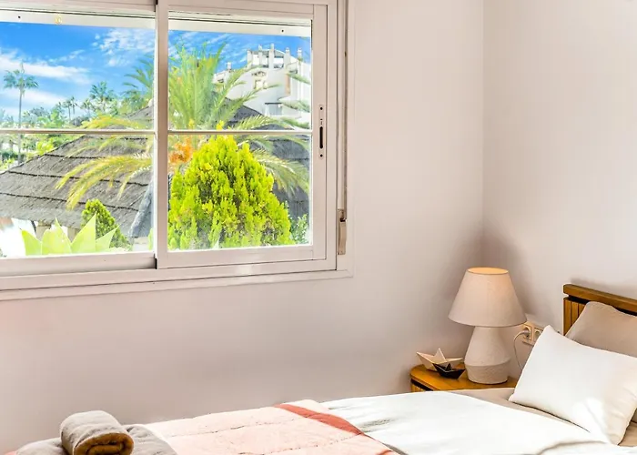 Adelfas By Finest Apartament