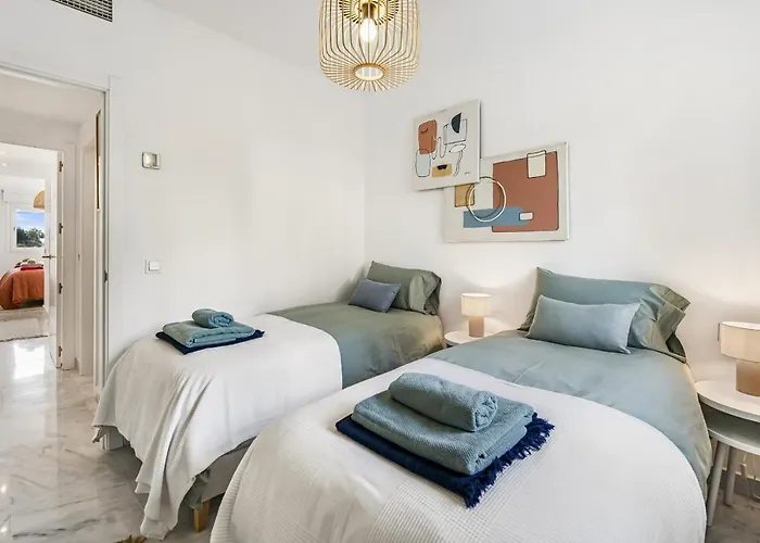 Adelfas By Finest Apartament